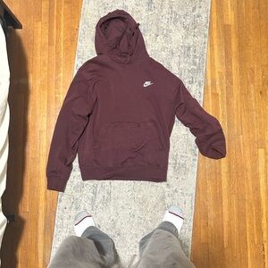 Nike Men's Burgundy Hoodie Sweater